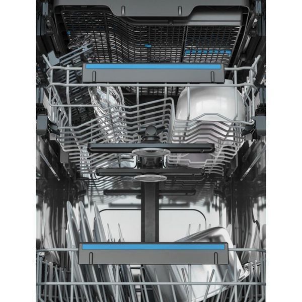 Посудомийна машина Electrolux