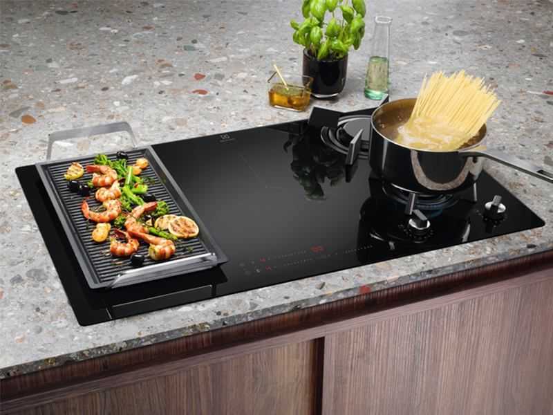 Варильна поверхня Electrolux