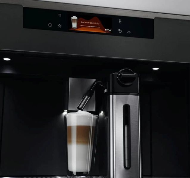 Кавоварка вбудована Electrolux