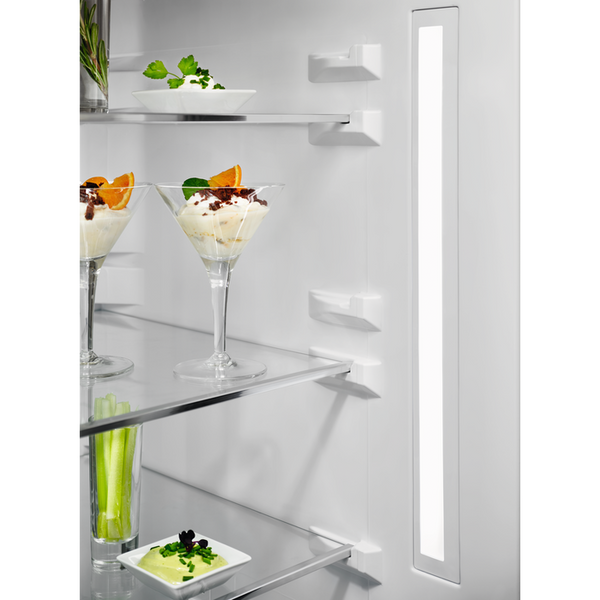 Electrolux Холодильник з нижньою морозильною камерою, Сріблястий RNT7ME34X2